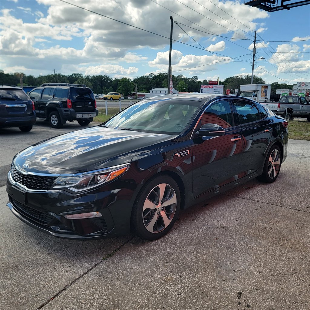2020 Kia Optima S AT's photo